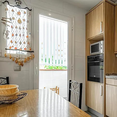 Great Ocean View Arena 公寓 *